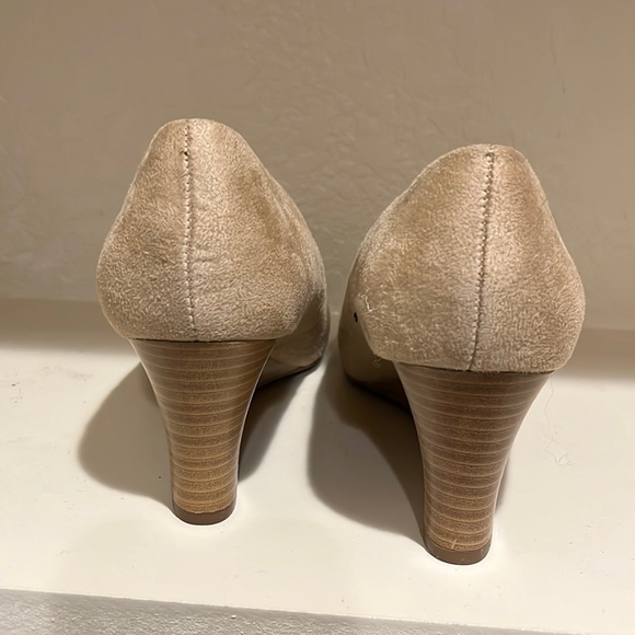 New - Picture 1 of 3